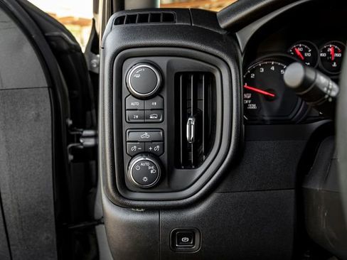 Used 2021 Chevrolet Silverado 1500 Custom w/ LPO, Blackout Package AWD/4WD image 21
