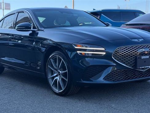 Used 2025 Genesis G70 2.5T AWD/4WD image 7