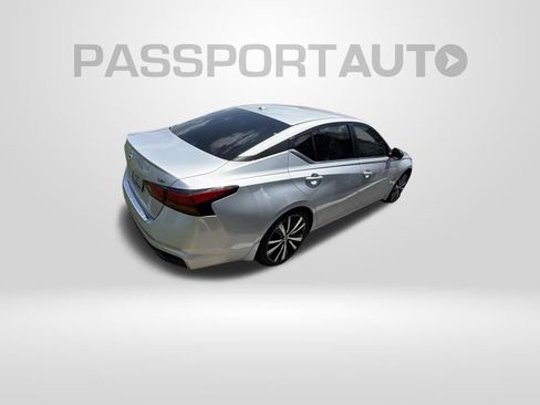 Used 2022 Nissan Altima 2.5 SR FWD image 1