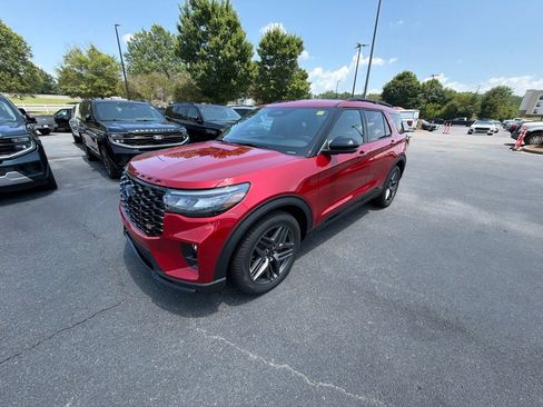 New 2026 Ford Explorer ST AWD/4WD image 18