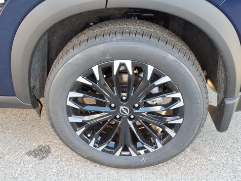 New 2026 Nissan Rogue SV image 5