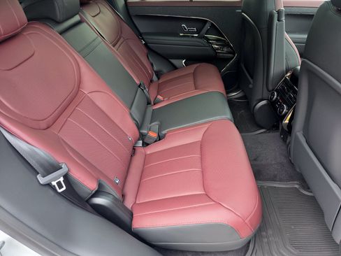 New 2026 Land Rover Range Rover Sport Dynamic SE AWD/4WD image 5