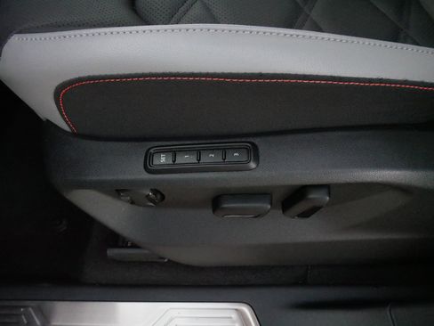 Used 2024 Volkswagen Atlas Peak Edition SEL image 20