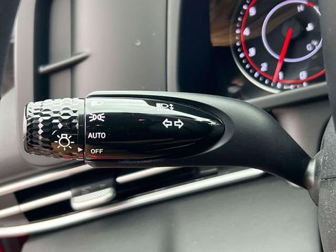 Certified 2023 Hyundai Elantra SEL image 22