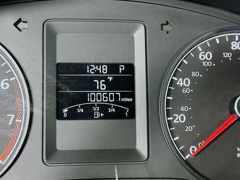 Used 2011 Volkswagen Jetta Sedan FWD image 19