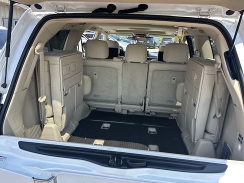 Used 2016 Lexus LX 570 4WD w/ Luxury Package image 9