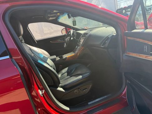 Used 2016 Lincoln MKX Select w/ Select Plus Package image 25