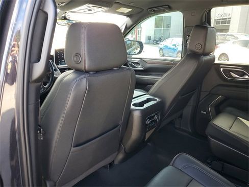 Used 2022 Chevrolet Tahoe High Country image 14