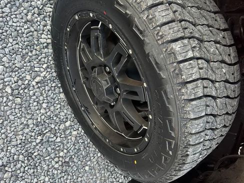 Used 2015 Toyota Tundra SR5 image 14