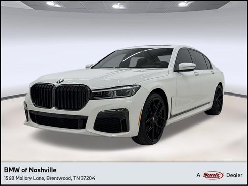 Used 2022 BMW 740i w/ M Sport Package RWD image 1
