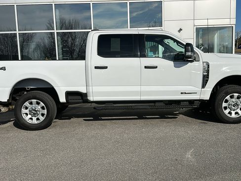 Used 2024 Ford F250 XLT image 30