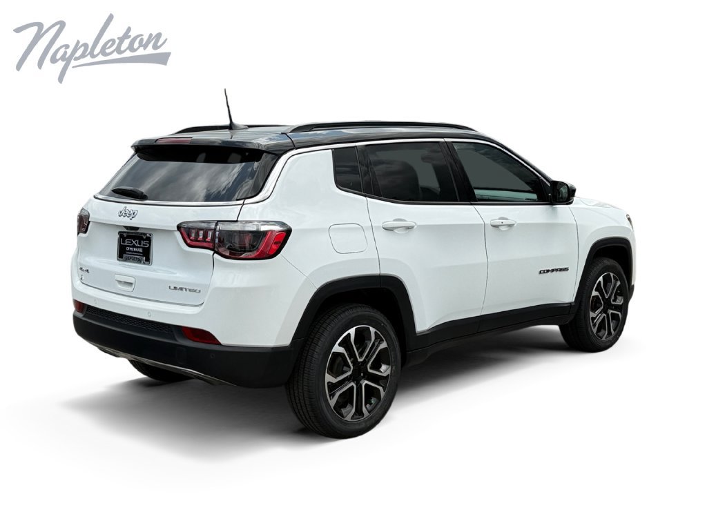 Used 2023 Jeep Compass Limited w/ Sun and Sound Group AWD/4WD image 6