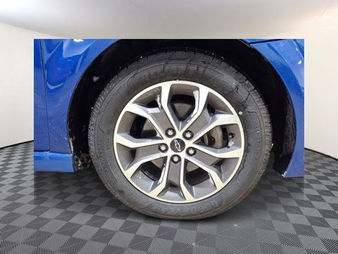 Used 2018 Chevrolet Sonic LT w/ Convenience Package image 8