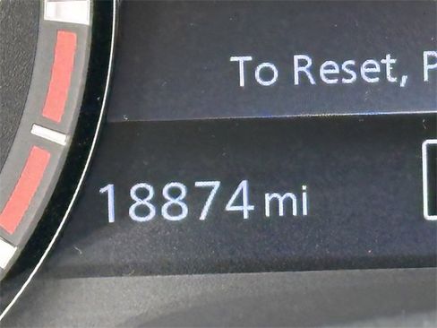 Certified 2024 Nissan Titan PRO-4X w/ Off Road Protection Package image 28