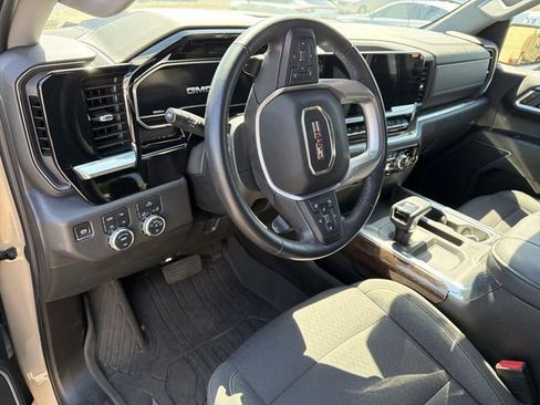 Used 2023 GMC Sierra 1500 Elevation AWD/4WD image 6