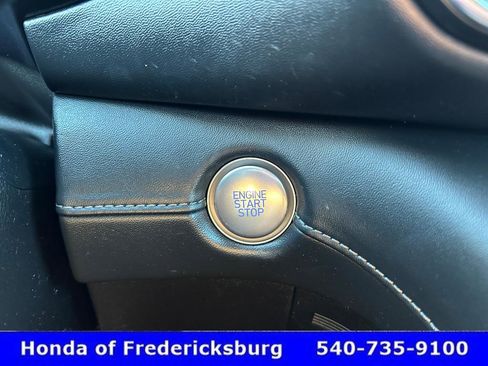 Used 2023 Hyundai Santa Fe SEL w/ Premium Package image 16