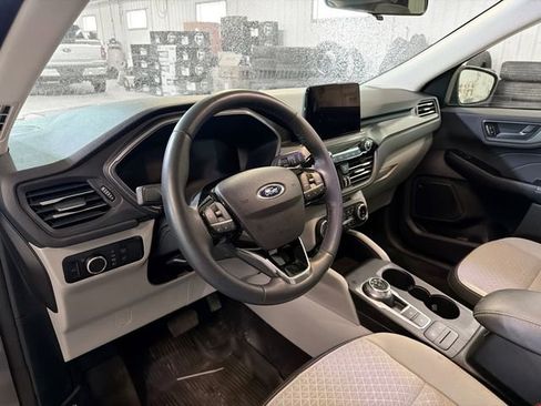 Used 2023 Ford Escape Active AWD/4WD image 8