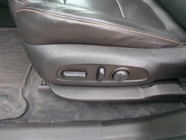 Used 2021 Chevrolet Traverse RS AWD/4WD image 11