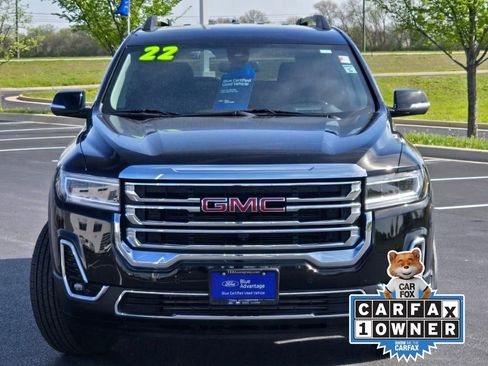 Used 2022 GMC Acadia SLT w/ Technology Package AWD/4WD image 3