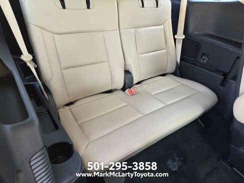 Used 2021 Ford Explorer XLT w/ Equipment Group 202A RWD image 14