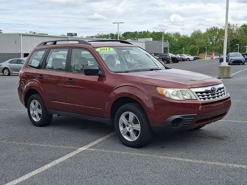 Used 2012 Subaru Forester 2.5X w/ Alloy Wheel Pkg AWD/4WD image 3