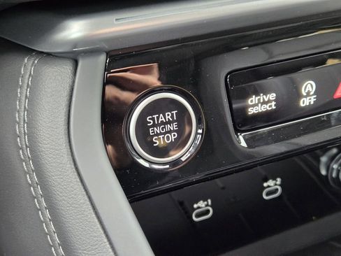 New 2025 Audi Q5 Premium Plus image 26