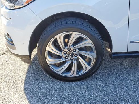 Used 2022 Lincoln Navigator L Reserve image 8