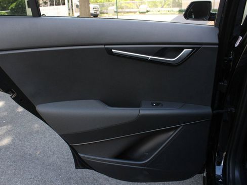 Used 2024 Kia Niro Wind FWD image 20