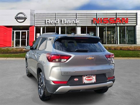 Used 2025 Chevrolet TrailBlazer LT image 5