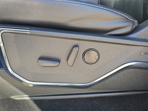 Used 2022 Ford F150 Lariat image 16