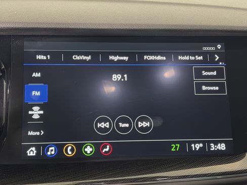 Used 2023 Buick Envision Essence image 19