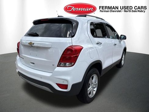 Used 2020 Chevrolet Trax LT w/ Driver Confidence Package AWD/4WD image 2