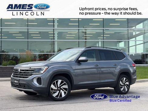 Used 2025 Volkswagen Atlas SE AWD/4WD image 1
