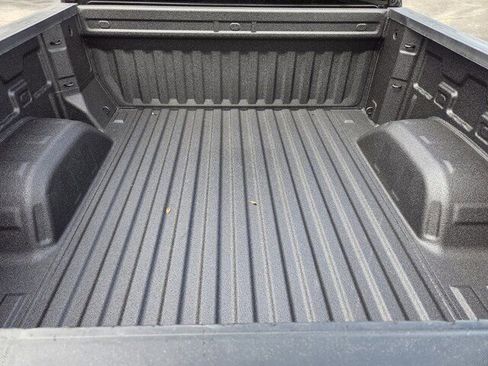 Used 2023 GMC Sierra 1500 Elevation image 13