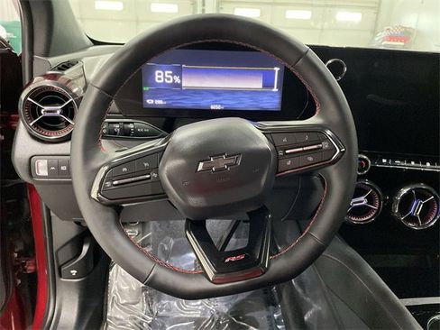 Certified 2025 Chevrolet Blazer EV RS image 32