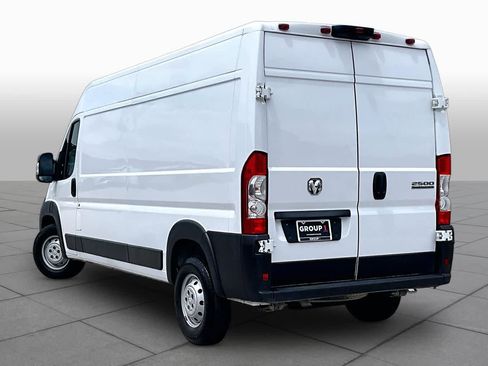 Used 2025 RAM ProMaster 2500 w/ Convenience Group FWD image 12