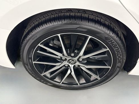 Certified 2022 Toyota Camry SE image 32