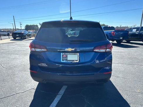 Used 2022 Chevrolet Equinox LS w/ LS Convenience Package image 7