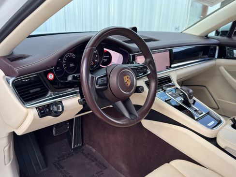 Used 2021 Porsche Panamera 4S image 13