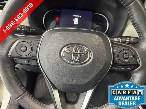 Used 2022 Toyota RAV4 Limited AWD/4WD image 20