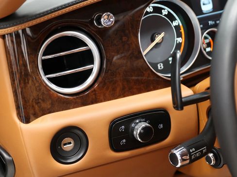 Used 2015 Bentley Flying Spur V8 AWD/4WD image 20