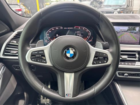 Used 2020 BMW X6 M50i w/ Premium Package AWD/4WD image 16