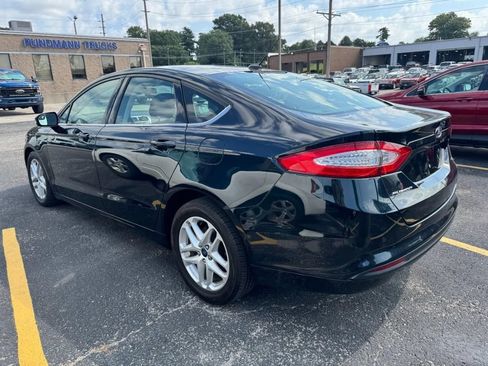 Used 2014 Ford Fusion SE FWD image 9