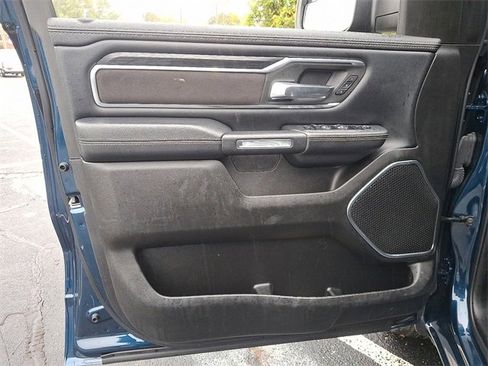 Used 2024 RAM 1500 Laramie image 12