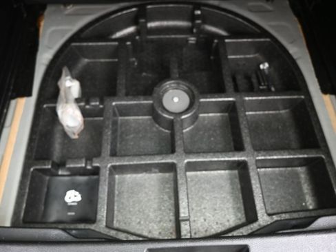 Used 2021 Jeep Renegade Latitude image 29