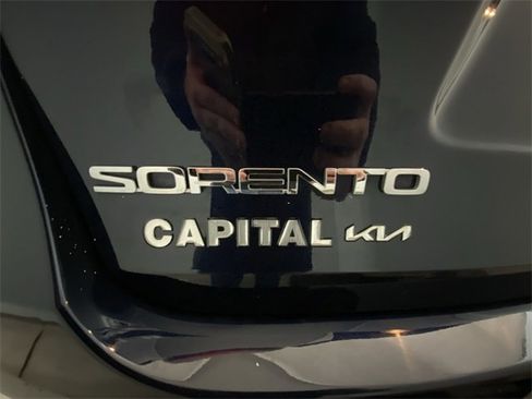 Used 2020 Kia Sorento LX w/ LX I4 Convenience Package image 26