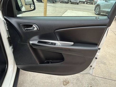 Used 2016 Dodge Journey SXT AWD/4WD image 16