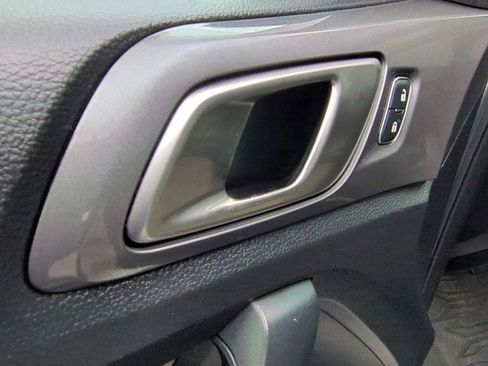 Used 2020 Ford Ranger Lariat w/ Equipment Group 501A Mid image 11