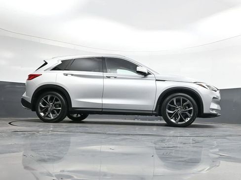 Used 2019 INFINITI QX50 Essential w/ Sensory Package AWD/4WD image 32