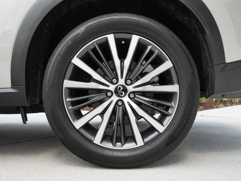 Used 2025 INFINITI QX60 Sensory w/ Vision Package AWD/4WD image 29